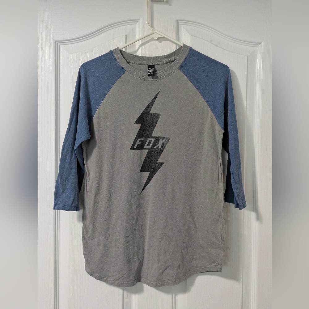 Fox Women's Gray and Blue Lightning Bolt 3/4 Tee